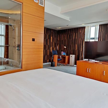 Holiday Inn Express Beijing Huacai By Ihg Zewnętrze zdjęcie